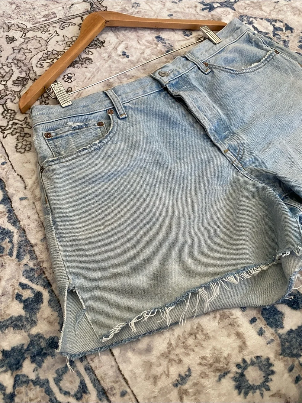 Like new! AGOLDE Parker Long High Rise Light Blue Denim Women’s Cutoff Shorts